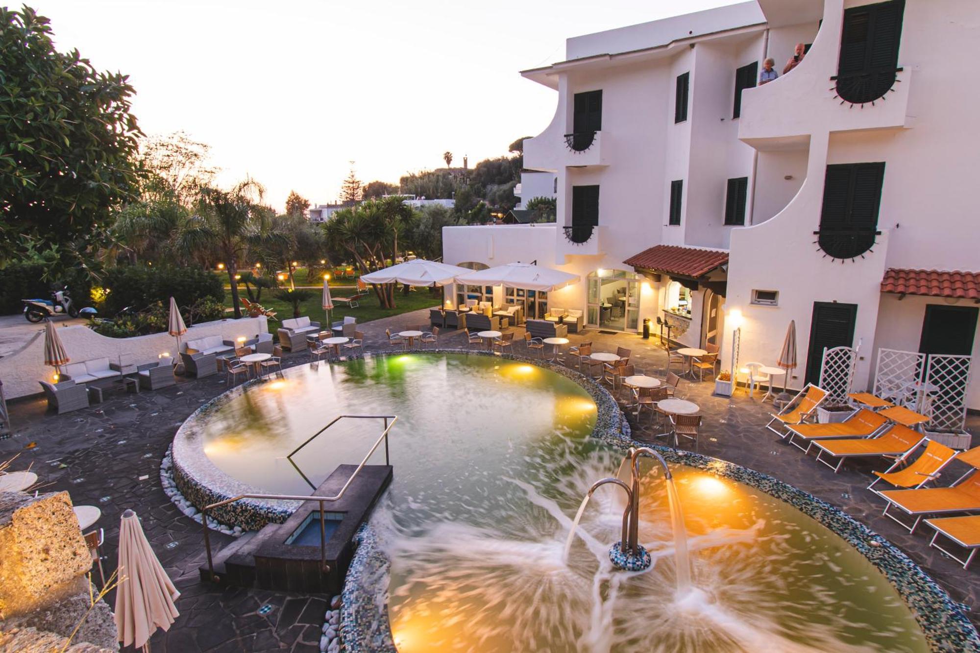 Hotel Park Victoria Forio di Ischia 外观 照片